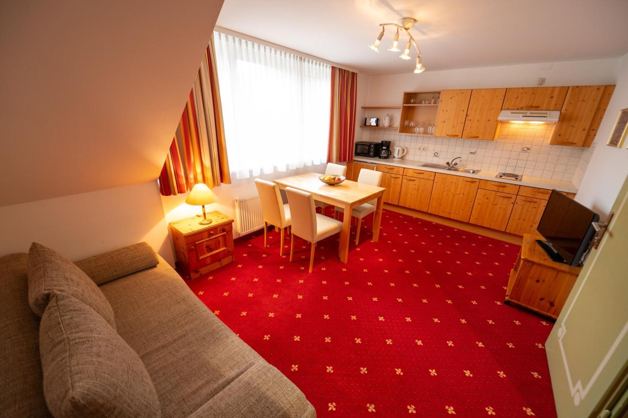 Pension & Apartments Ertl Seeboden Zewnętrze zdjęcie